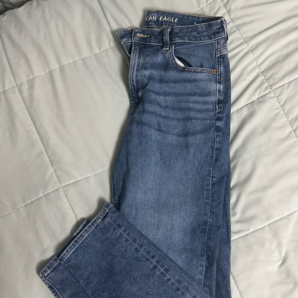 American Eagle mom jeans